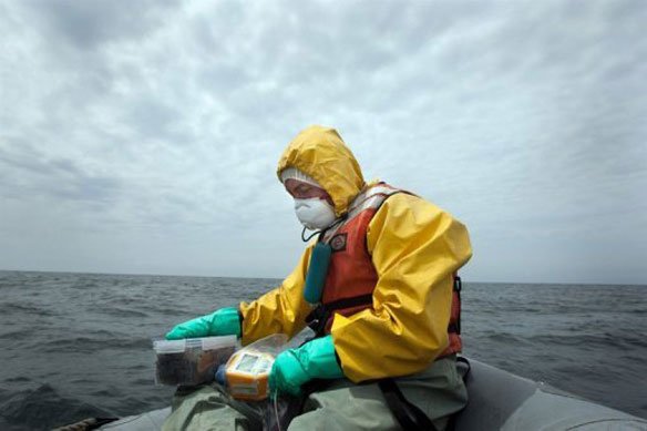 Testing Ocean Waters for Radiation