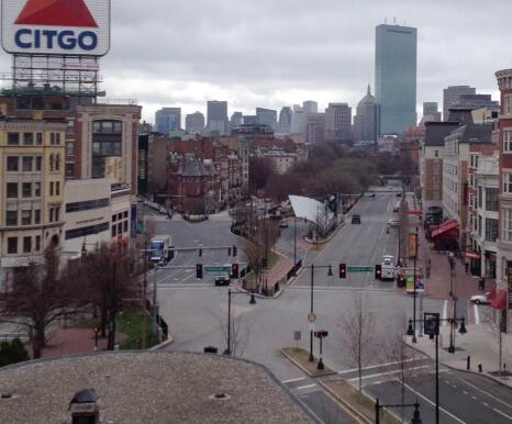 Boston-martial-law-deserted2