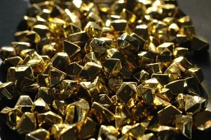 Don’t Get Cold Feet: When the Economy Tanks, the Value of Gold May Briefly Plummet