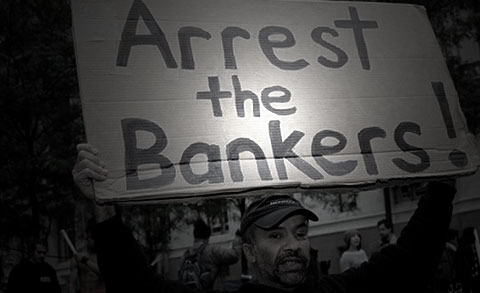 While U.S. Targets Illegal Immigrants, Spain “Jails 65 Illegal Bankers”