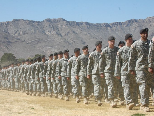 us-army-marching
