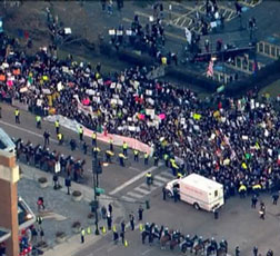 The New Part-Time Job: “Get Paid $15 An Hour To Protest At The Trump Rally”