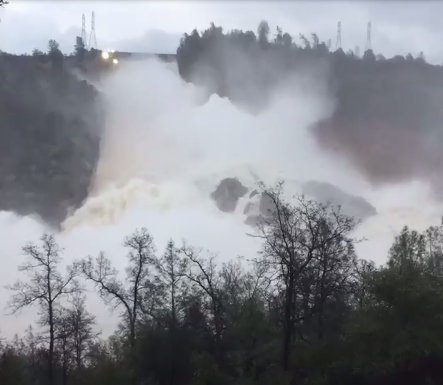 oroville dam flood