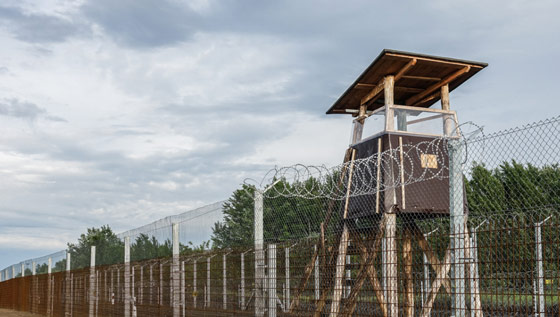 hungary-borderfence3