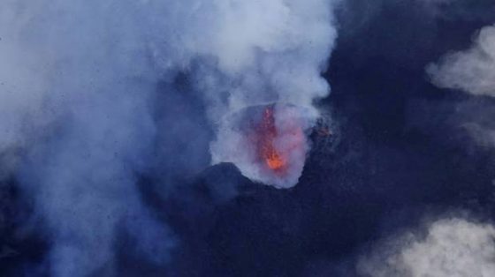 Entire Island Of Vanuatu Evacuates As Preparation For Another Volcanic Eruption