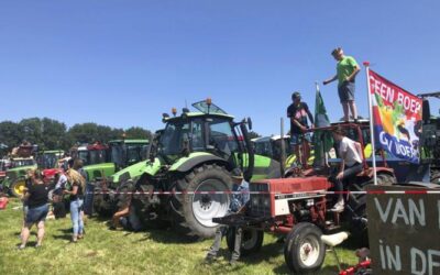 Dutch Farmers Bring Tank To Fertilizer Protest; Cops Shoot Tractor