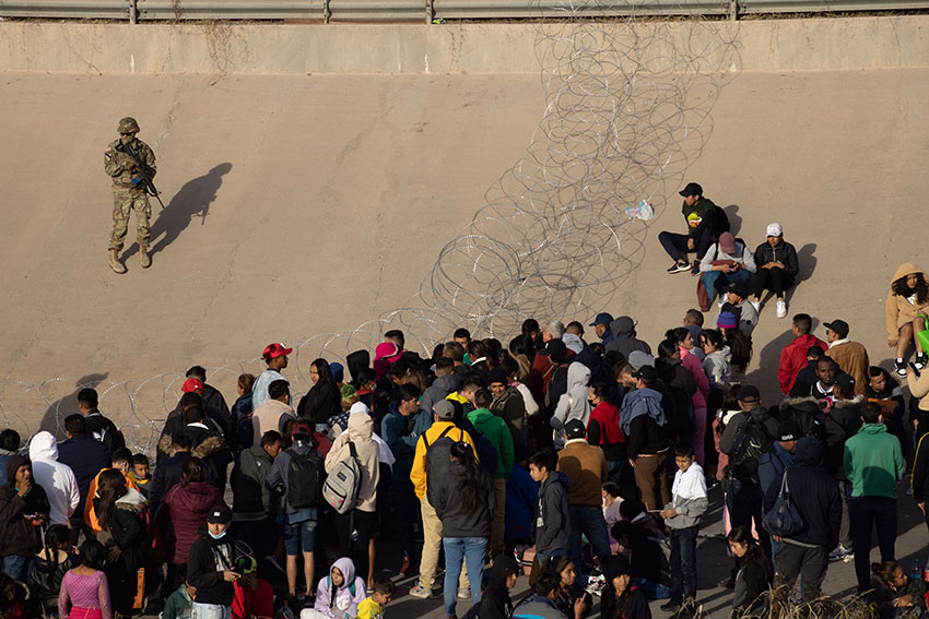 Wide-Open Border: Immigrants Flood – CRISIS By DESIGN