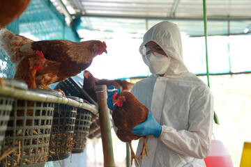 Mass Surveillance Coming: 100 Workers Are Being “Monitored” Amid Bird Flu Outbreak In Cattle